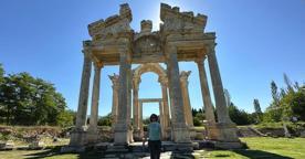 Serra Somersan: "Aphrodisias’ta doğa ile tarih bir arada"